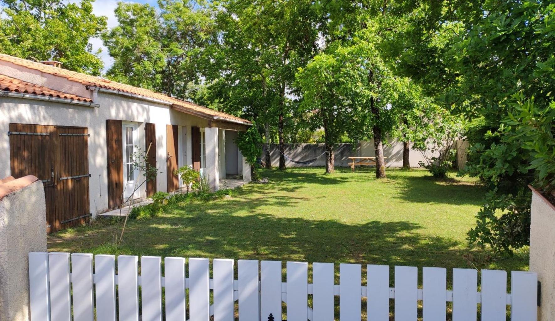 Maison A 8 Min A Pied De La Plage Avec Jardin Clos Et Ombrage Saint-Georges-d'Oleron Eksteriør bilde